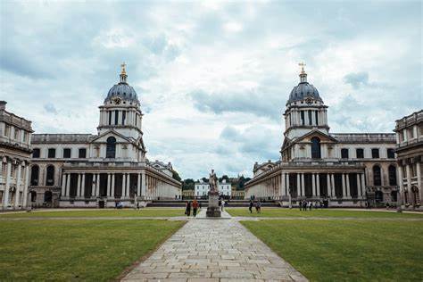 NEW! GLORIOUS GREENWICH walking tour with qualified guide Laurence
