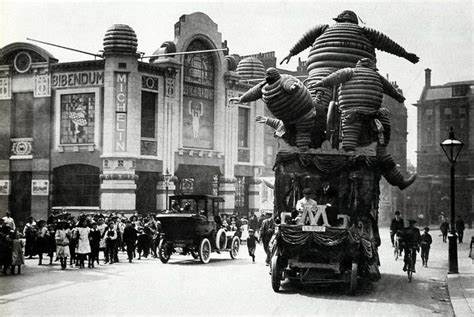 FULHAM ROAD......Guided walking tour