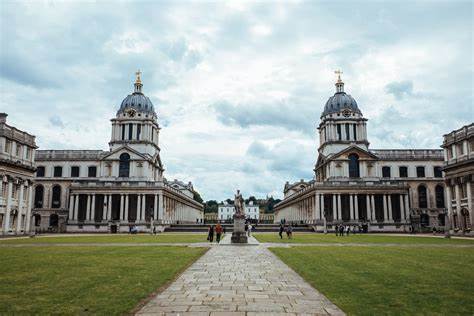 GLORIOUS GREENWICH walking tour with qualified guide Laurence