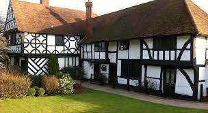 3 days Walking get-away in the Surrey Hills, Spa, Dinner in 4* Hotel