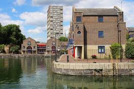 The 3 basins - Limehouse Shadwell and Wapping, with local history talk.