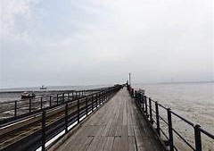 Coastal Walk from Benfleet to Southend, via Leigh on Sea