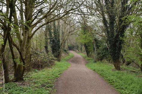 The Old Railway, The Canal & The Quaker { Bushey to Rickmansworth}