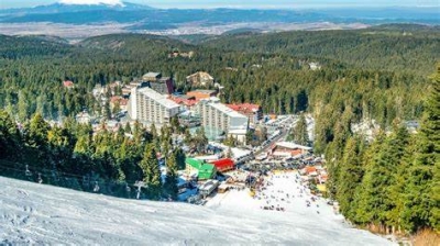 Winter wonderland escape in 4* hotel- skiing and snowboarding
