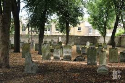 NEW! Street art, silks & slums & other surprises with Blue Badge guide Laurence