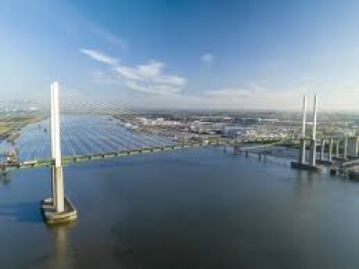 Greenhithe to Dartford walking along the Thames Path & River Darenth